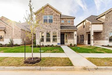 Main picture of 7685 Regal Ln