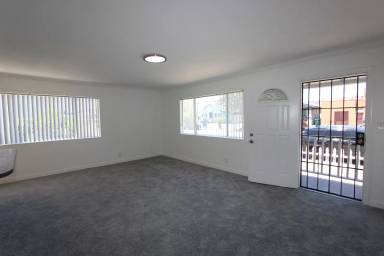 Main picture of 4095 Thorn St