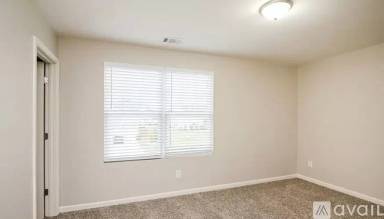 Main picture of 323 Alexander Ln