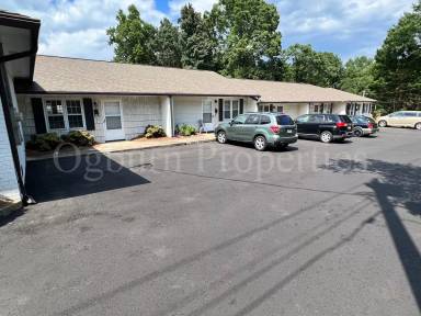 Main picture of 115 N Gordon Dr