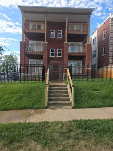 Main picture of 1416 E 30th St