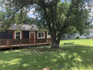 Main picture of 8263 Center Dr