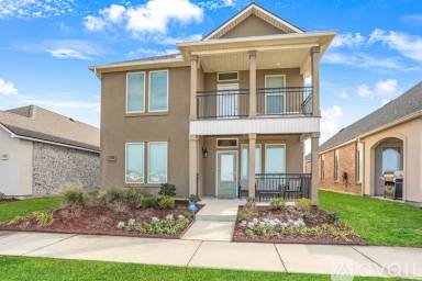 Main picture of 849 Pelican Bay Dr