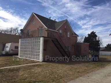 Main picture of 704 1/2 S Hadden Ave