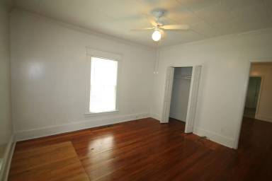 Main picture of 1309 Watts St