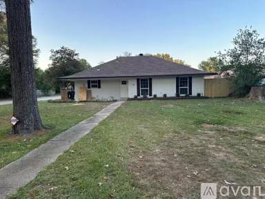 Main picture of 6244 Border Ln
