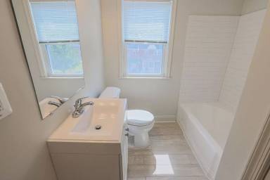 Main picture of 5662 Kavon Ave