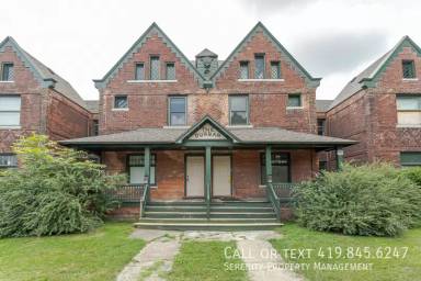 Main picture of 517 W Delaware Ave