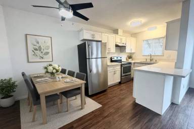 Main picture of 4322 Van Dyke Ave