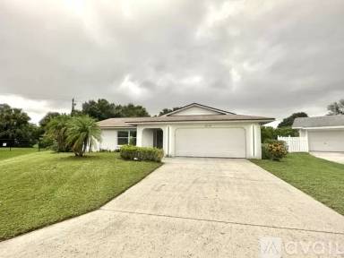 Main picture of 6114 Approach Ln