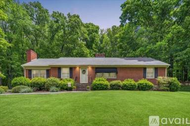 Main picture of 613 Maplewood Dr