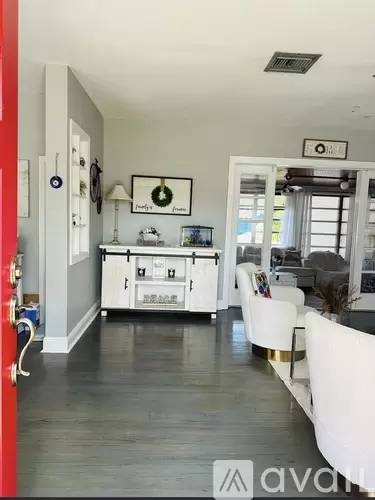 Main picture of 1727 Ardmore Rd