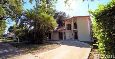 Main picture of 428 Zamora Ave