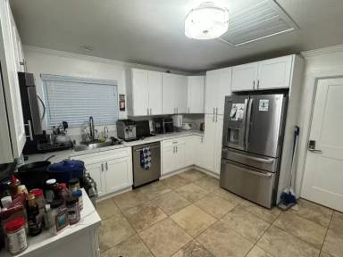 Main picture of 1042 Garland Dr