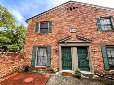 Main picture of 3085 Colonial Way