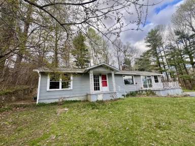 Main picture of 2635 Hebron Rd