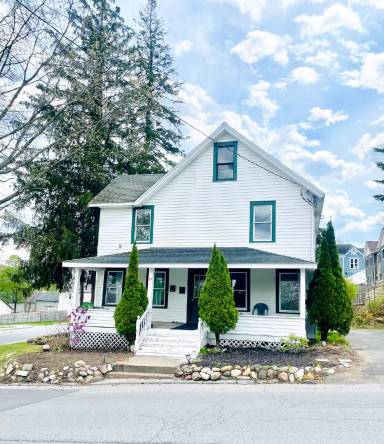 Main picture of 21 Mohican St