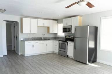 Main picture of 1430 S Casino Center Blvd