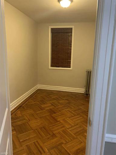 Main picture of 97 Bay 8th St