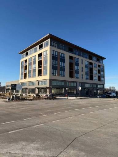 Main picture of 55 River Bend Rd