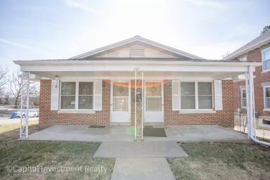Main picture of 1501 W Main St