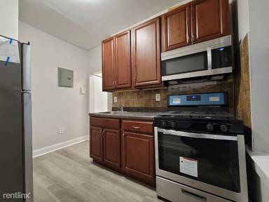 Main picture of 5105 Hudson Ave