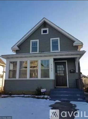 Main picture of 2105 26th Ave N