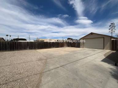 Main picture of 233 8th St