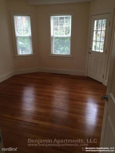 Main picture of 23 Quimby St