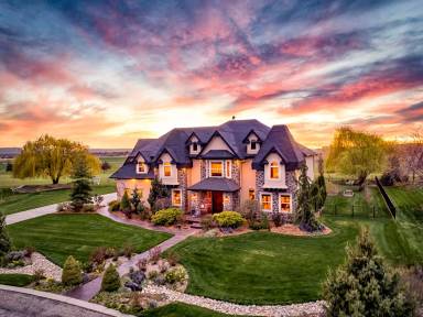 Main picture of 3095 N Merlot Pl