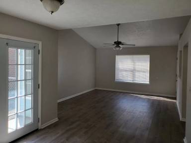 Main picture of 26 N Berwick Dr