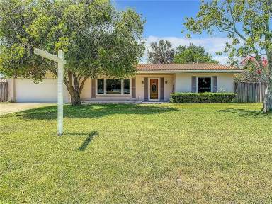 Main picture of 1808 Fox Cir