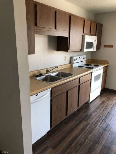 Main picture of 367 14th St N