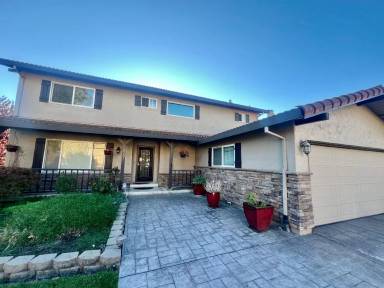 Main picture of 1757 Burbank Ct