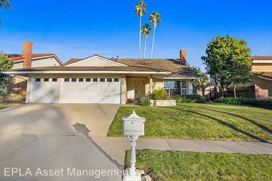 Main picture of 28404 Meadowmist Dr