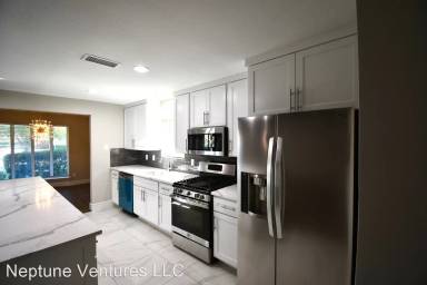 Main picture of 2709 Twinpost Ct