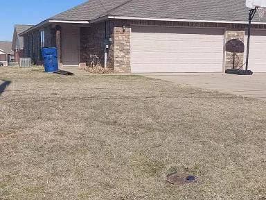 Main picture of 2710 W Oklahoma Ave
