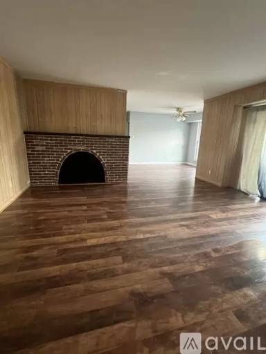 Main picture of Edgewater Manor Apartments