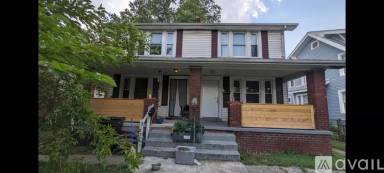 Main picture of 853 Fairwood Ave