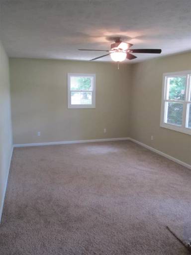 Main picture of 2006 Parkdale Dr