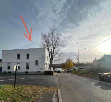 Main picture of 26 Lee St