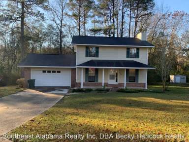 Main picture of 208 Omega Cir