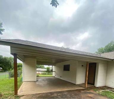 Main picture of 301 1st St