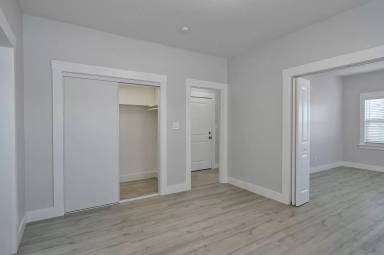 Main picture of 1201 B St