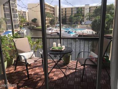 Main picture of 10 Royal Palm Way