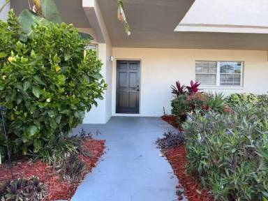 Main picture of 7351 W Country Club Dr N