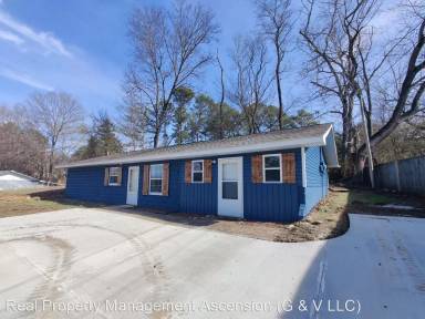 Main picture of 897 Dietz Rd