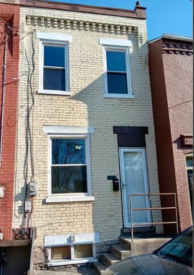 Main picture of 538 Lafayette St