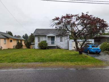 Main picture of 11744 16th Ave NE