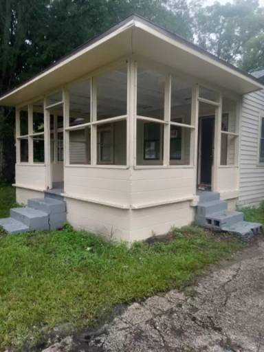 Main picture of 957 Odessa Dr E
